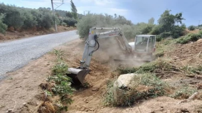 Manisa’da olası taşkınlara karşı temizliklere devam