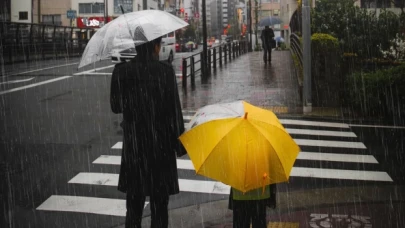 Meteoroloji 8 ili uyararak saat verdi: Gök gürültülü sağanak yağış etkili olacak