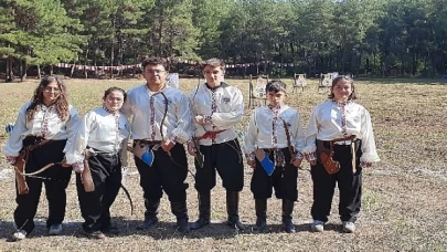 Nevşehir Belediyesi Gençlik ve Spor Kulübü Geleneksel Türk Okçuluk Takımı Kampa Katıldı