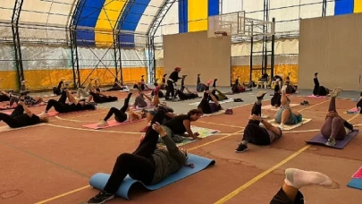 Seferihisarlı Kadınlara “Klinik Pilates” Desteği