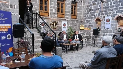 Sur Kültür Yolu Festivali Söyleşilerine Çevre İllerden Yoğun İlgi