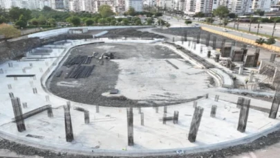 Atatürk Stadyumu’nda çalışmalar hızla sürüyor