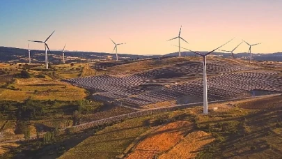 Aydem Yenilenebilir Enerji, Yeni Mor Kanatlarıyla Uşak’taki Rüzgâr Kurulu Gücünü İki Katına Çıkardı