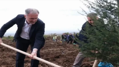 Bursa İnegöl’de ‘’Cumhuriyete Nefes’’ fidanları dikildi