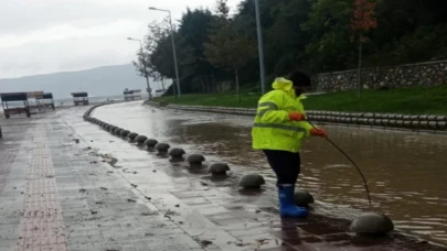 BUSKİ ekipleri sahil bölgelerinde teyakkuzda