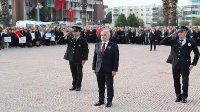 Büyük Önderimizi Saygı ve Özlemle Anıyoruz