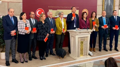 CHP Grubu 276 saat ve 12 gündür 'adalet' nöbetinde