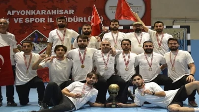 Futsal turnuvasının şampiyonu Nilüfer Belediyesi GESK