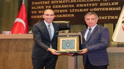 Geleceğin sanatçılarına “100. Yılında Cumhuriyet” ödülü…