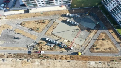 İstanbul Beylikdüzü’nde 5 dönümlük park 47 saatte tamamlandı