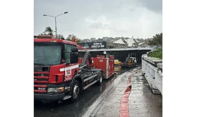 İzmir’de yağmur alarmı: Büyükşehir Belediyesi bin 500 personel ile sahada