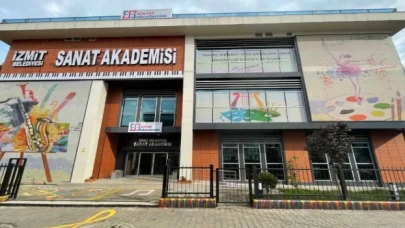 İzmit Sanat Akademisi’nde tiyatro seçmeleri tamamlandı