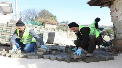 Kırsalda Yollar Parke Taşla Kaplanıyor