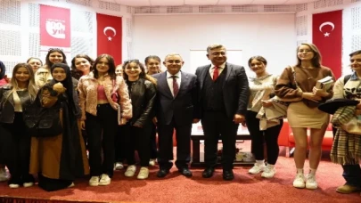 Kütahya’da Başkan Işık gençlerle buluştu