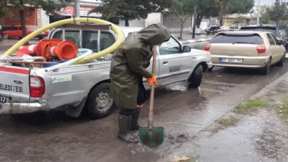 Manisa’da MASKİ’den sağanak yağış mesaisi