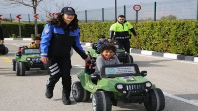 Manisa’da trafik bilinci olan nesiller yetişiyor