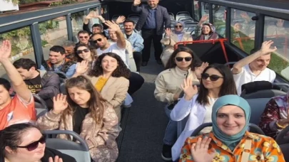 Sakarya’da turizm otobüsü ile şehir gezileri sürüyor