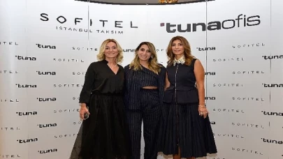 Tuna Ofis Mobilyaları’nın konukları İstanbul Komedi Festivali kapsamında kahkaha dolu bir gece yaşadı  