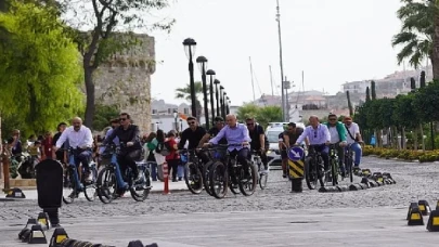 Veloturk Gran Fondo Çeşme by Salcano start aldı