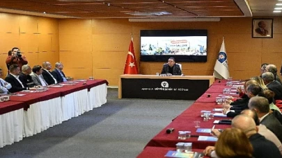 Başkan Böcek 2023’ün son koordinasyon toplantısını gerçekleşirdi