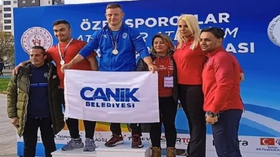 Canikli Milli Sporcu Ali Topaloğlu Rekorlara Doymuyor