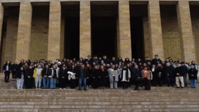 Çınar Akademi’den Anıtkabir’e ziyaret