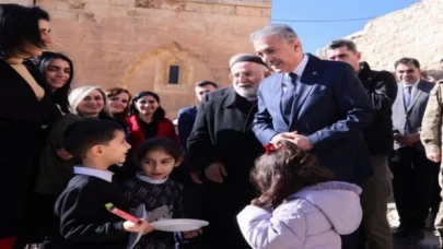 Farklı dinler ve diller Mardin’in zenginligidir