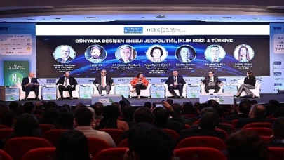 IICEC “Dünyada Değişen Enerji Jeopolitiği, İklim Krizi ve Türkiye” Konferansı