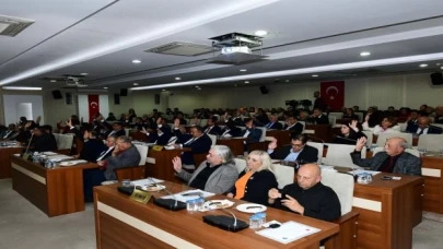 İzmir Karabağlarda’da sel mağdurlarına nakdi yardım