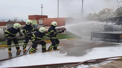 Kocaeli İtfaiyesi’nden hayat kurtaran eğitimler