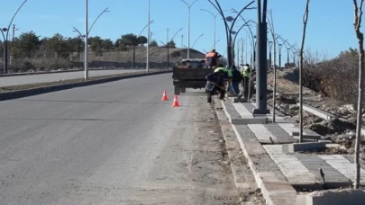 Malatya Kuzey Kuşak Yolu’nu yeşillendiriyor