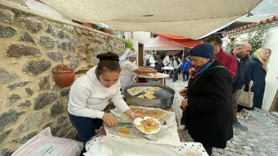 Narlıdere, Toprak ana Günü’nü nar ve aşure ile kutladı