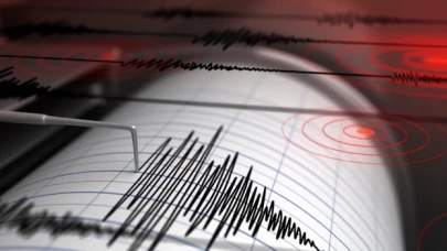 AFAD duyurdu: Ege Denizi'nde 4.4 büyüklüğünde deprem