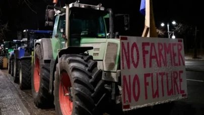 Almanya'da çiftçilerin protesto haftası başladı