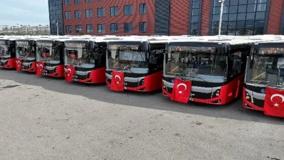 Antalya Büyükşehir toplu taşıma filosuna 20 yeni otobüs daha kattı