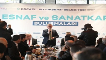 Başkan Büyükakın’dan Gölcük’te esnaf buluşması