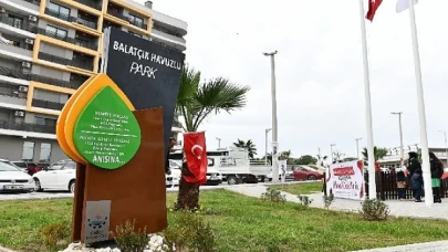 Başkan Gümrükçü Balatçık’ta Parkı Açtı Öğrenci Yurdunun Müjdesini Verdi