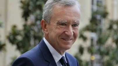 Bernard Arnault, Elon Musk'ı geçerek dünyanın en zengin insanı oldu