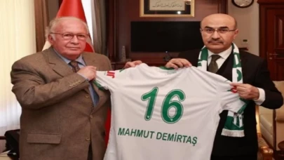 Bursaspor Yönetim Kurulu, Vali Demirtaş’ı ziyaret etti