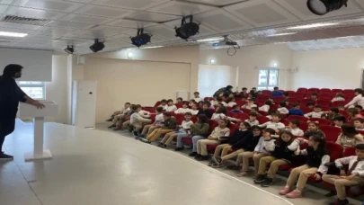 Çayırova’da miniklere sokak hayvanları semineri