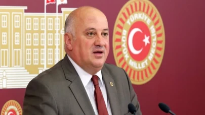 CHP’nin yeni TBMM İdari Amiri Uğur Bayraktutan oldu