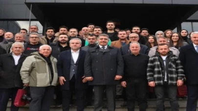 Düzce’de Vali Aslan gazetecilerle buluştu