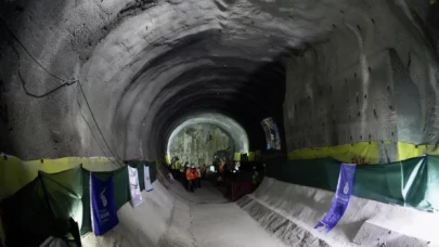 Gayrettepe-Kağıthane Metro Hattı yarın açılacak