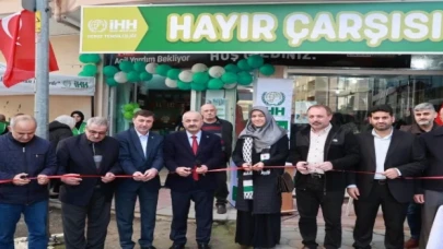 Gebze’de İHH Hayır Çarşısı açıldı