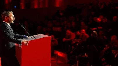 İletişim Başkanı Altun: “Yalanın sıradanlaştığı, artık hakikatin önemsizleştirilmek istendiği bu dönemde hakikat için verilen mücadele, en şerefli mücadeledir”