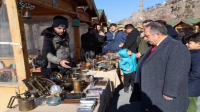 Kayseri Talas’ta Antika Pazarı’na yoğun ilgi