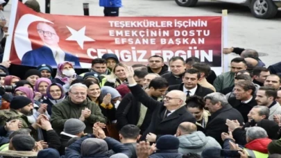 Manisa’da maaş zammına davullu zurnalı kutlama