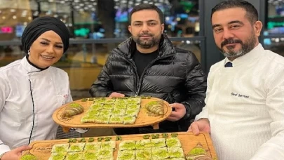 Masterchef şampiyonu Esra Tokelli, Katmerci Dayı’da katmer yaptı