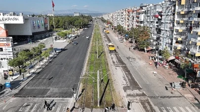 Namık Kemal Bulvarı’nda sıcak asfalt çalışmaları sürüyor