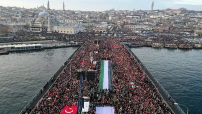 Tarihi yürüyüşten haykırdılar!